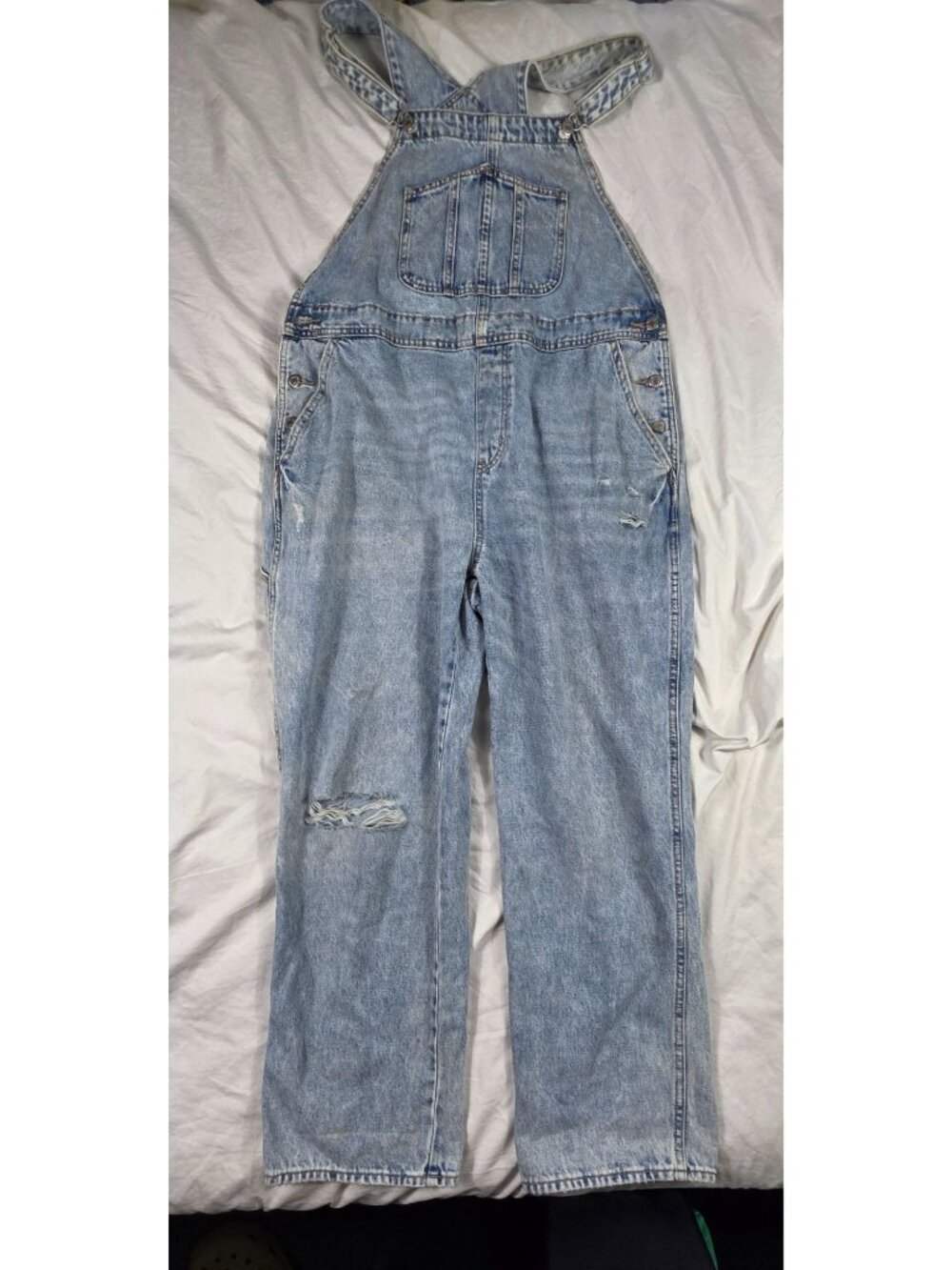 Old Navy Jean Overalls Womens Size 16 Light Wash Distressed Baggy Straight Leg
